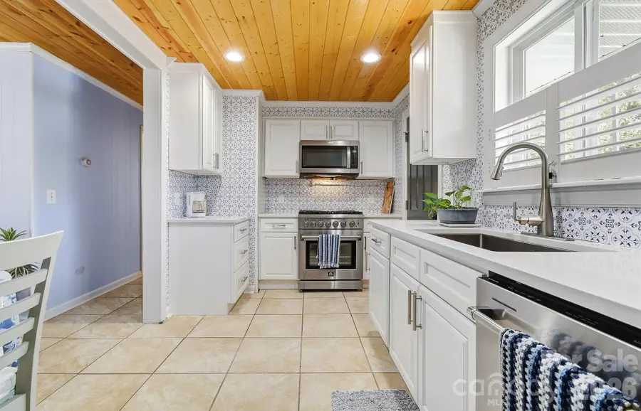 312 Jack Street, Hendersonville, NC 28792 - #3