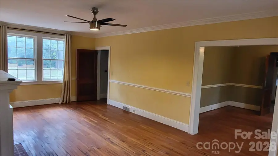 504 Chesterfield Avenue, Lancaster, SC 29720 - #3