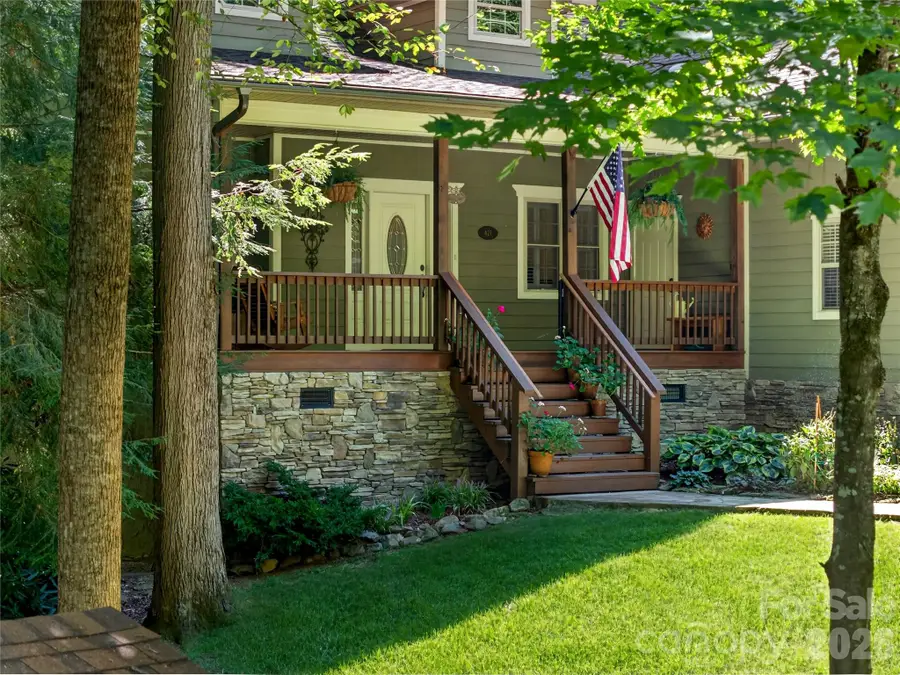 427 Locust Drive, Maggie Valley, NC 28751 - #2