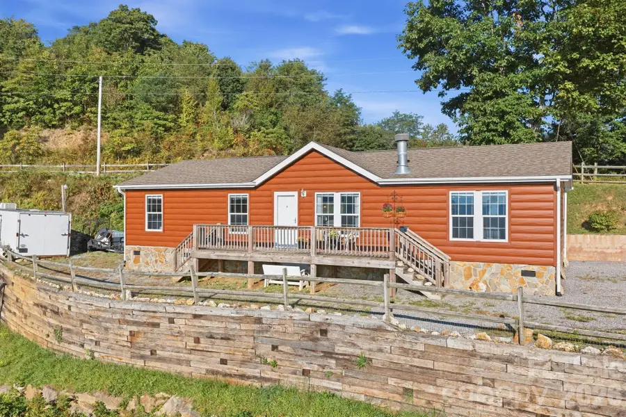 375 Catawba Ridge, Maggie Valley, NC 28751 - #2