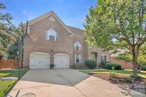 402 Deercross Lane, Waxhaw, NC 28173