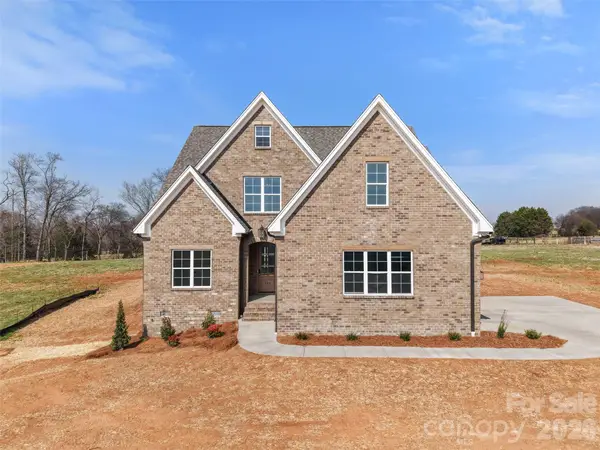 174 Orchard Grass Court, Mocksville, NC 27028