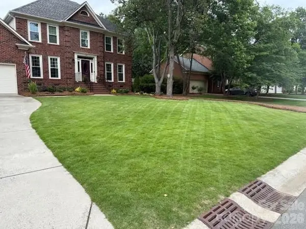 7824 Hickory Stick Place, Charlotte, NC 28277
