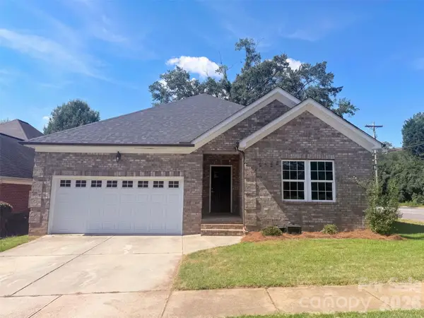 102 Sweet Oaks Lane, Statesville, NC 28677