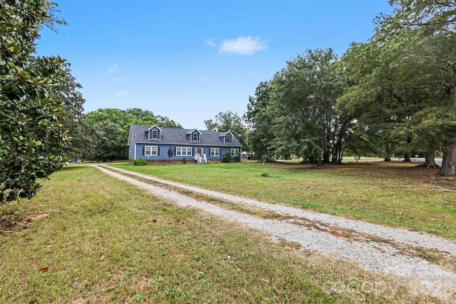 5780 Oak Street, Fort Lawn, SC 29714 - #2