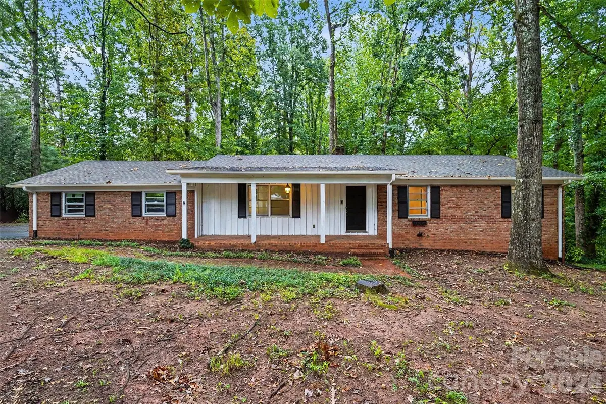 307 Florence Road, Statesville, NC 28625 - #1