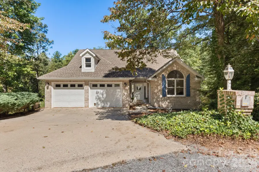 113 Laura Trace, Hendersonville, NC 28792 - #2