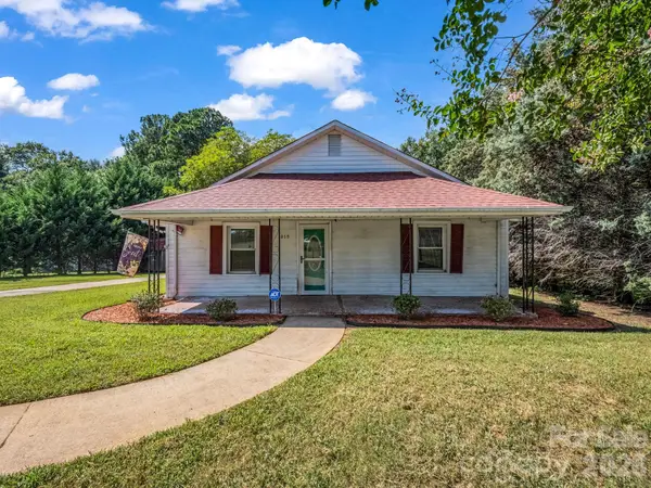 1315 Lithia Springs Road, Shelby, NC 28150