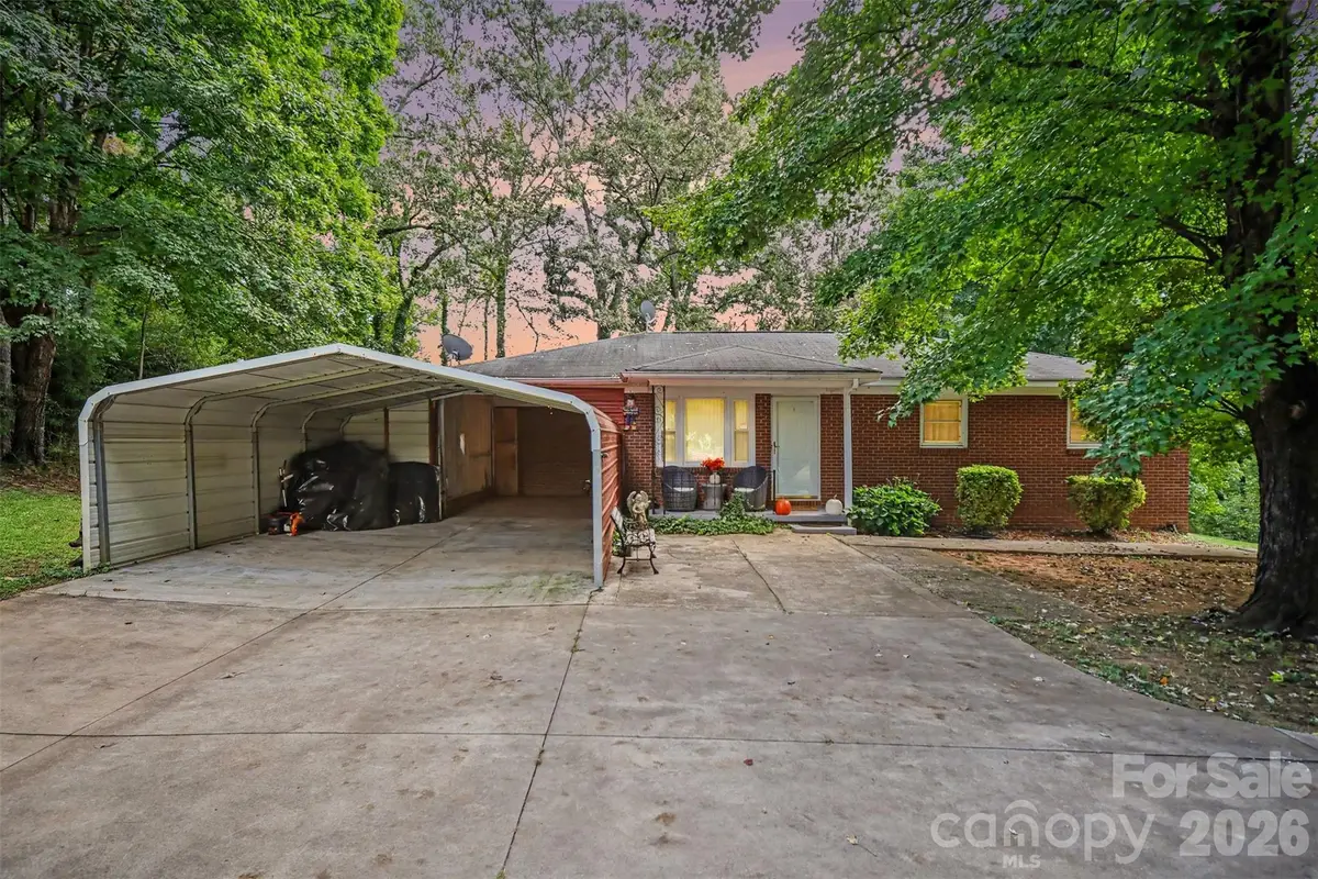 1308 E Stagecoach Trail, Lawndale, NC 28090 - #1
