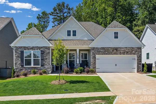 129 Glenn Drive, Mooresville, NC 28115