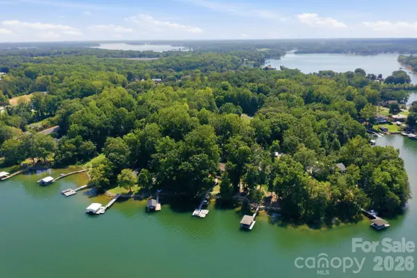 4036 Rhynland Drive, Sherrills Ford, NC 28673