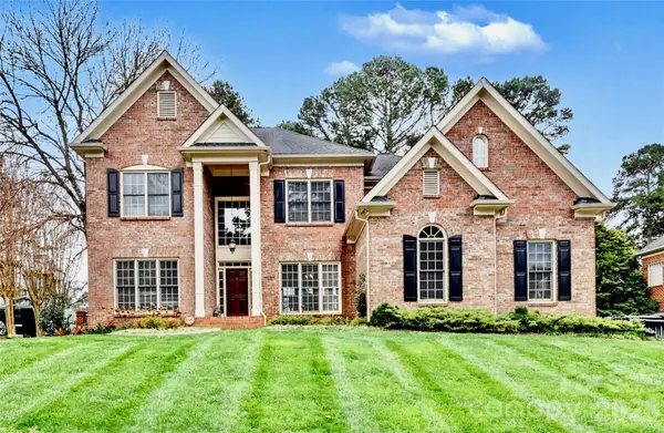 16032 Covington Point Lane, Huntersville, NC 28078