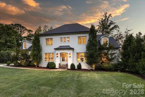 610 Lansdowne Road, Charlotte, NC 28270