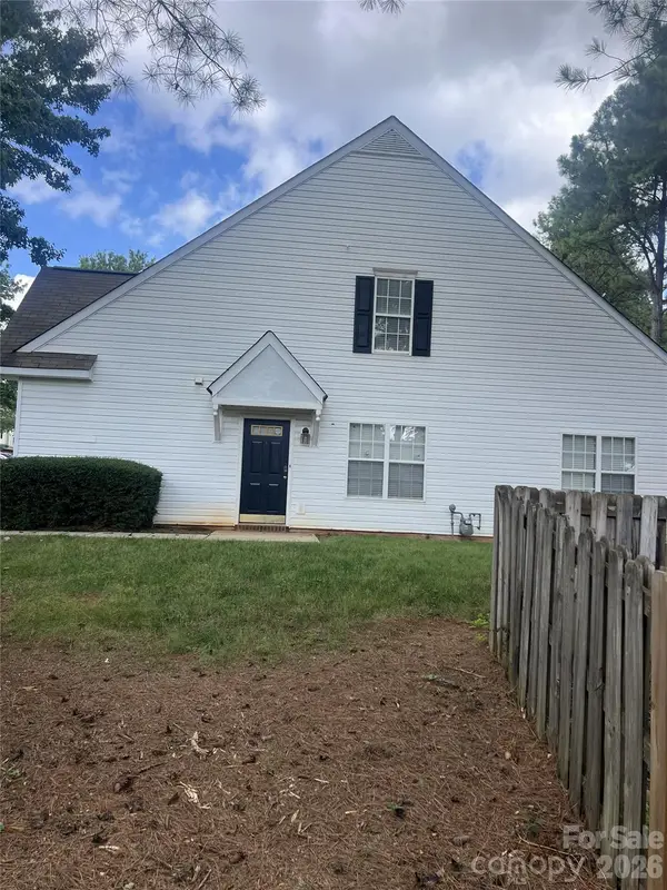 9620 Terrier Way, Charlotte, NC 28269