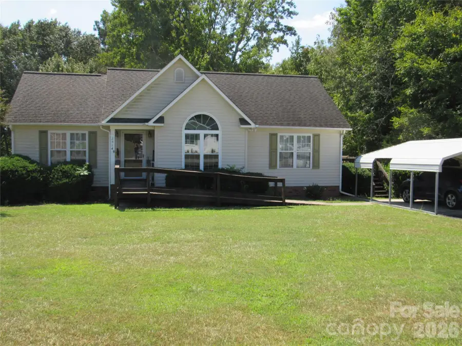 2514 Oxford Circle, Lancaster, SC 29720 - #2