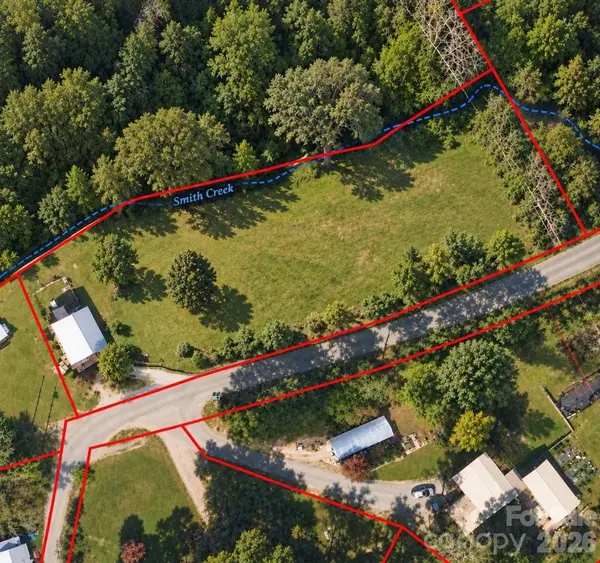 2063 Wilson Road, Asheville, NC 28806