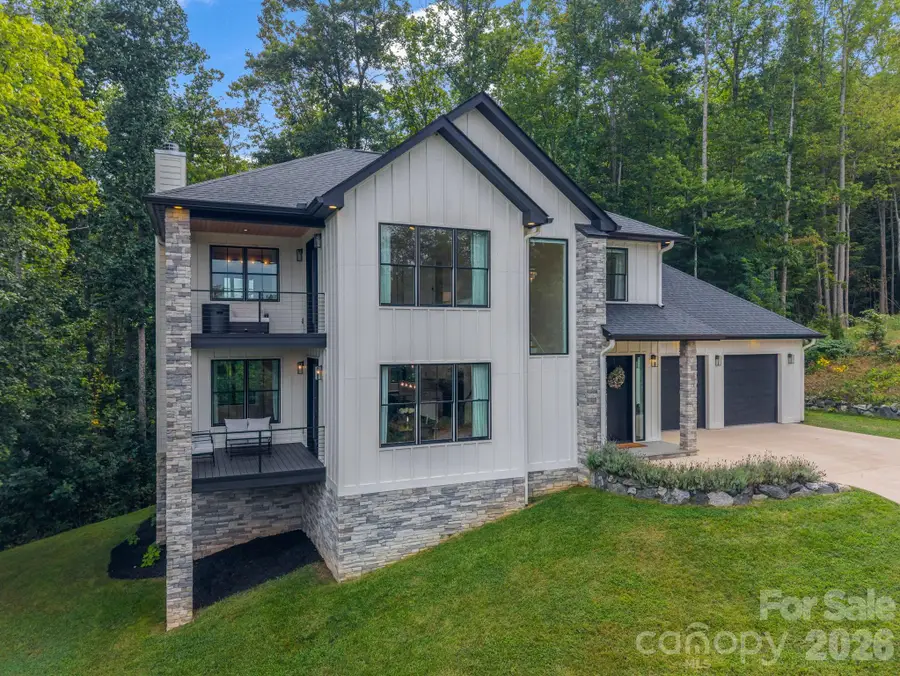 101 Balsamwood Road, Leicester, NC 28748 - #2