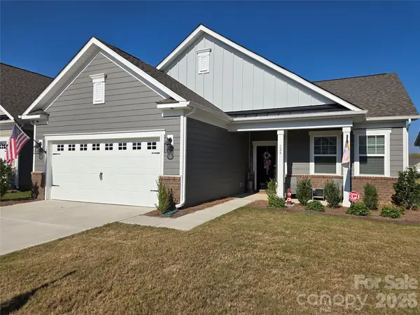 324 Sunharvest Lane, Indian Trail, NC 28079