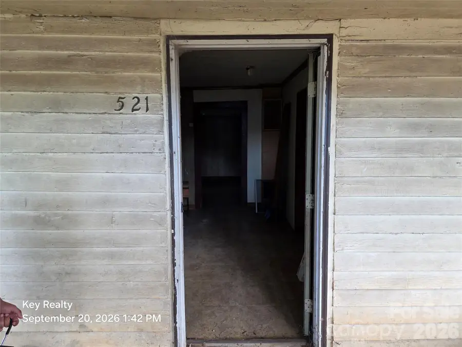 521 N Davis Avenue, Newton, NC 28658 - #3