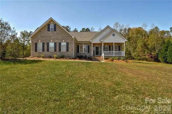 7672 Maple Bluff Lane, Concord, NC 28025