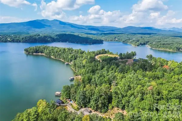 84 Peninsula Drive #3, Marion, NC 28752