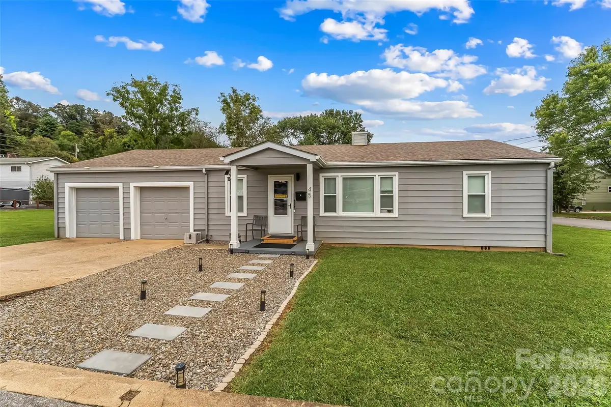 45 Henry Street, Waynesville, NC 28786 - #1