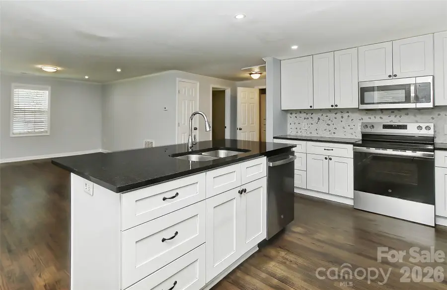 2941 Reid Avenue, Charlotte, NC 28208 - #2