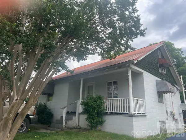 157 Quaker Road, Mount Airy, NC 27030