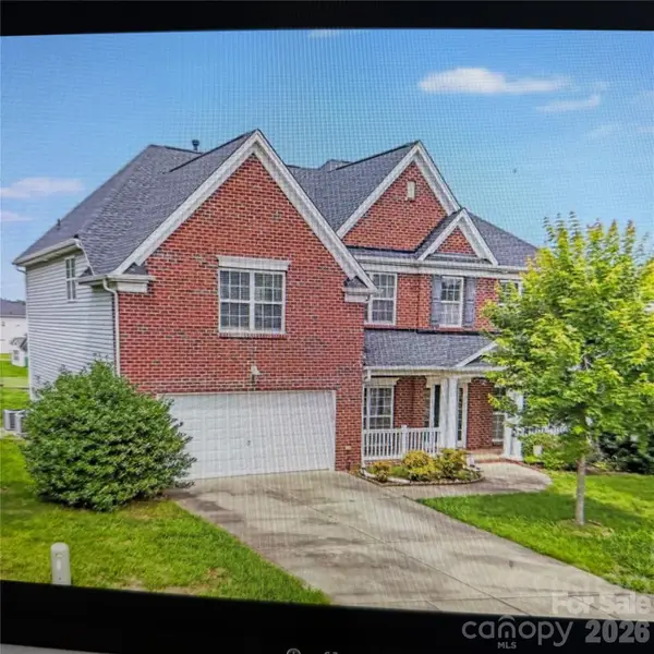 6227 Castlecove Road, Charlotte, NC 28215