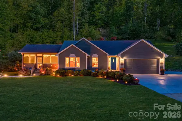 422 S Turkey Creek Road, Leicester, NC 28748