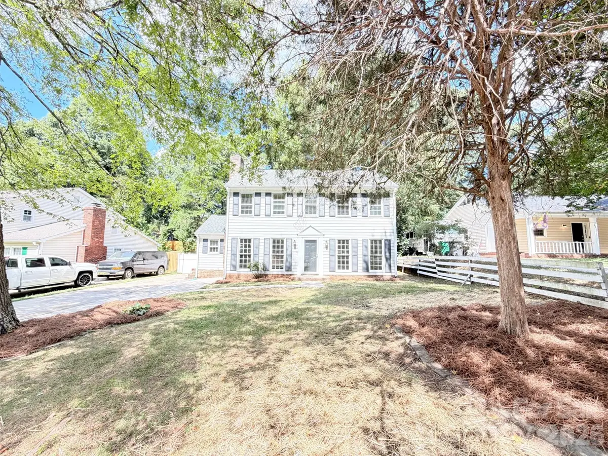 8431 Mission Hills Road, Charlotte, NC 28227 - #1