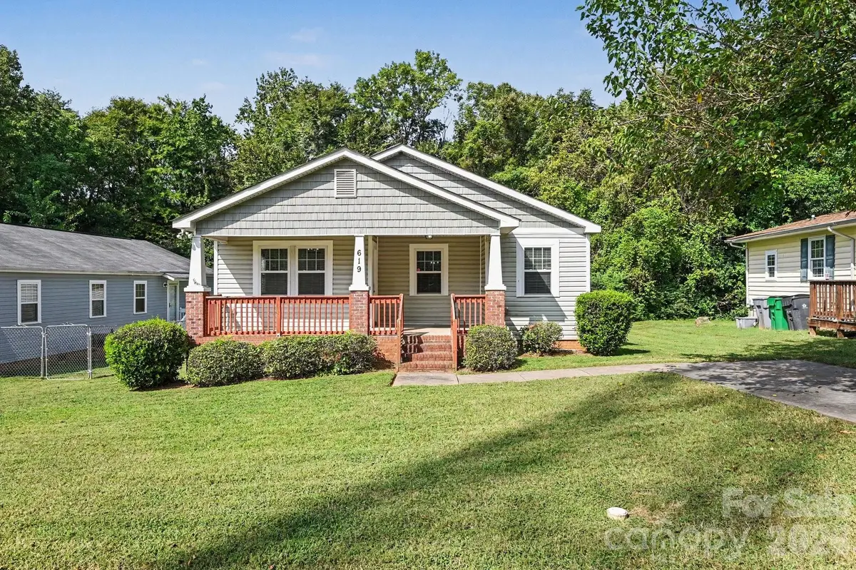 619 Pennsylvania Avenue, Charlotte, NC 28216 - #1