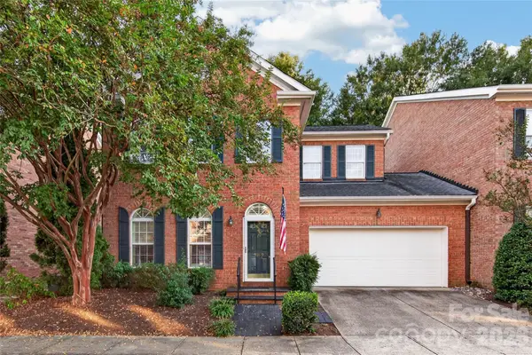9169 Bonnie Briar Circle, Charlotte, NC 28277