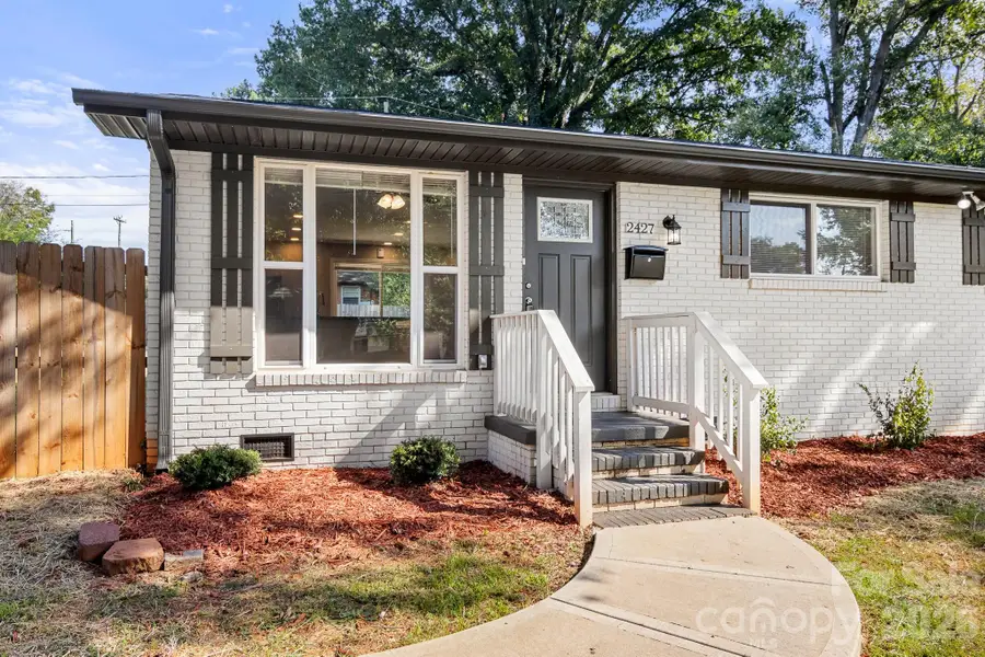 2427 Carrington Court, Charlotte, NC 28208 - #2