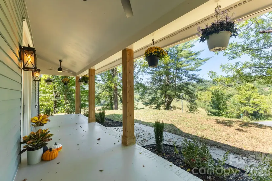 1846 Sunset Farms Road, Whittier, NC 28789 - #3