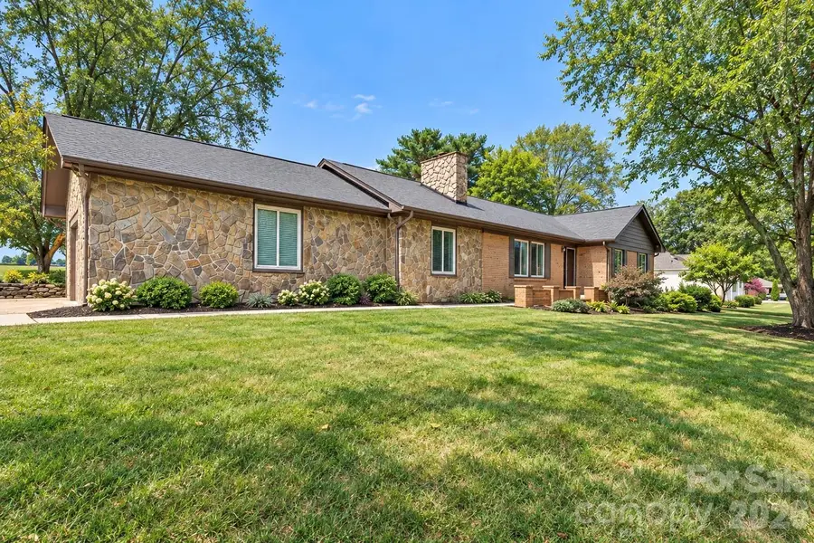 1953 Crestdale Lane, Newton, NC 28658 - #2