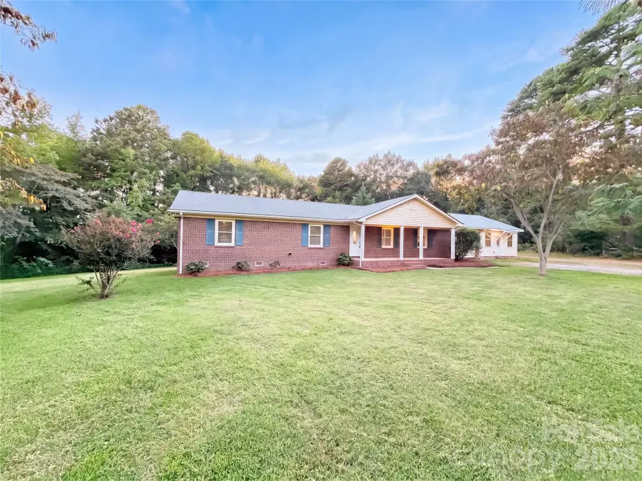 15408 Shawnee Trail, Matthews, NC 28104 - #2