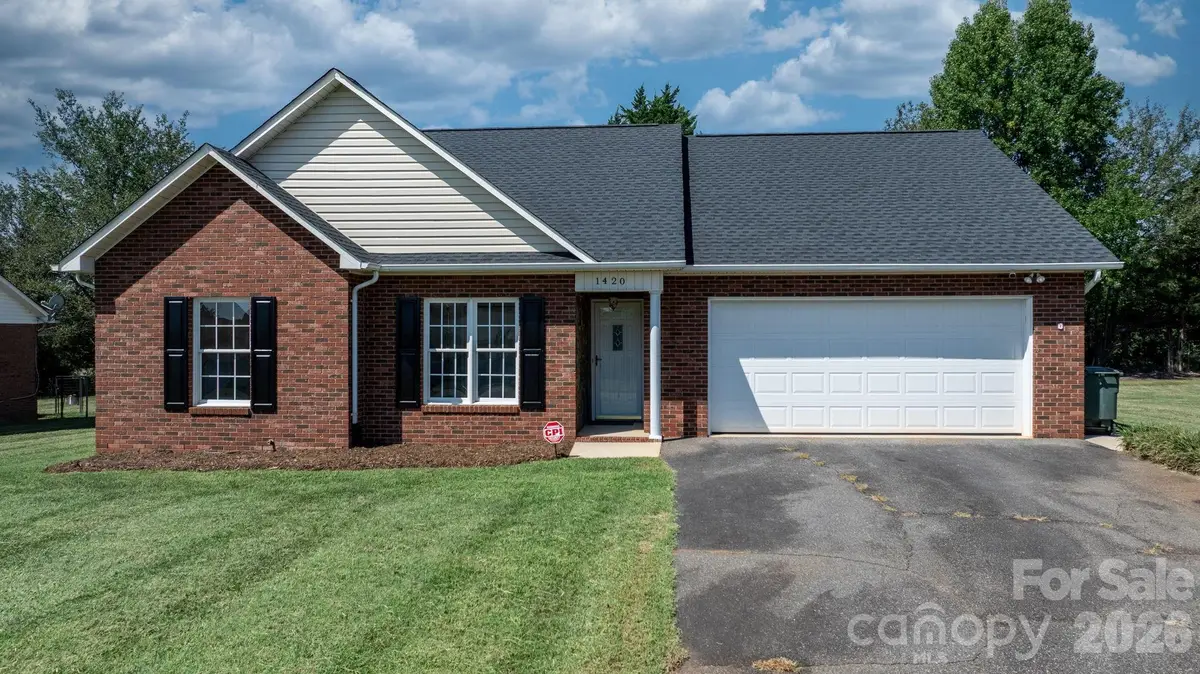 1420 Farmington Hills Drive, Conover, NC 28613 - #1