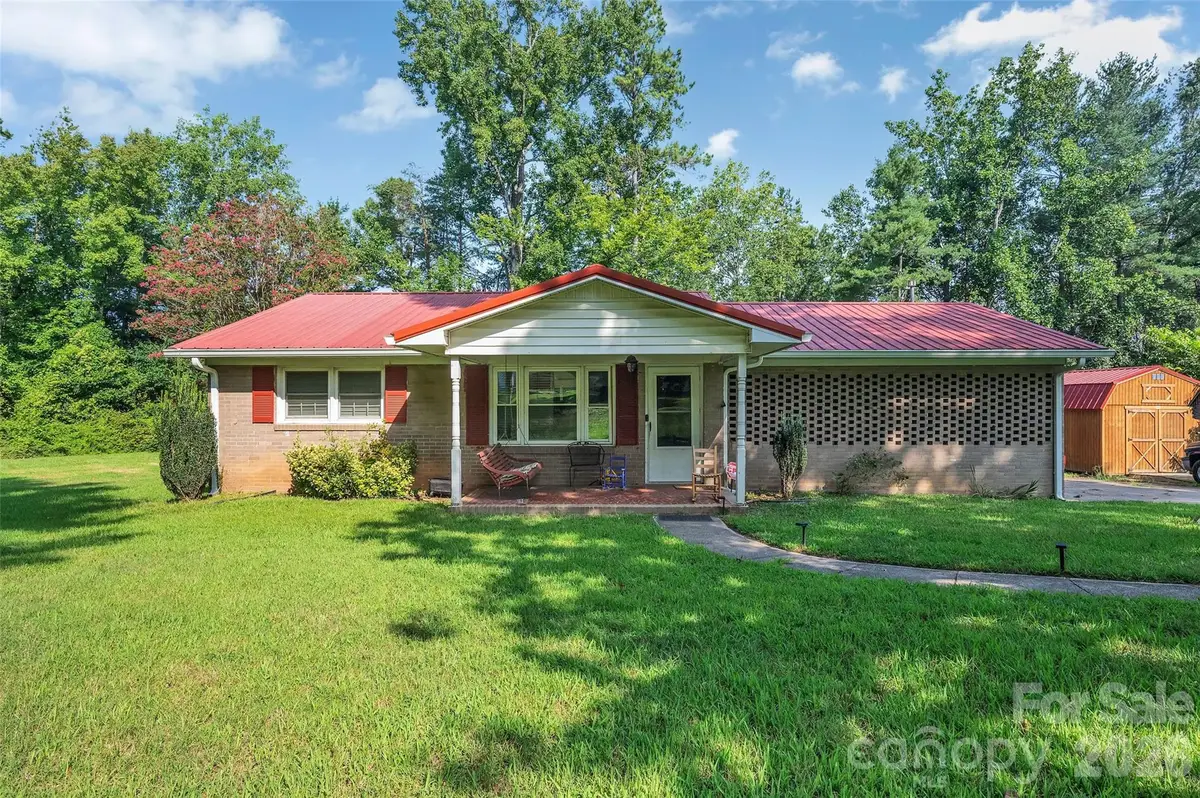 5301 Dellinger Circle, Cherryville, NC 28021 - #1