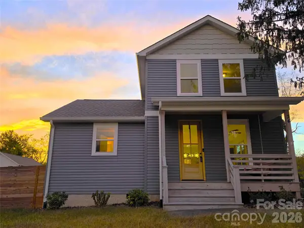 34 Gudger Road, Candler, NC 28715