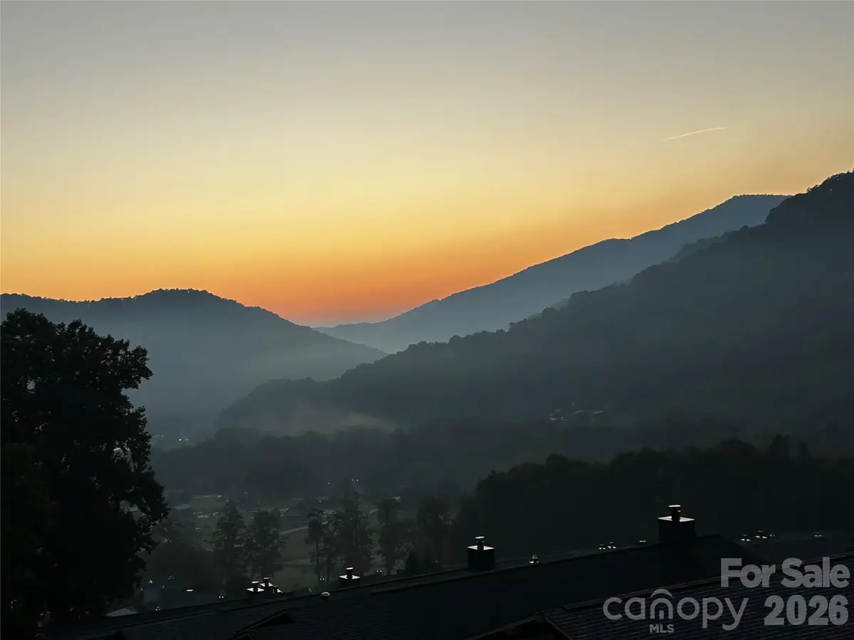 33 Flint Lane, Maggie Valley, NC 28751 - #1