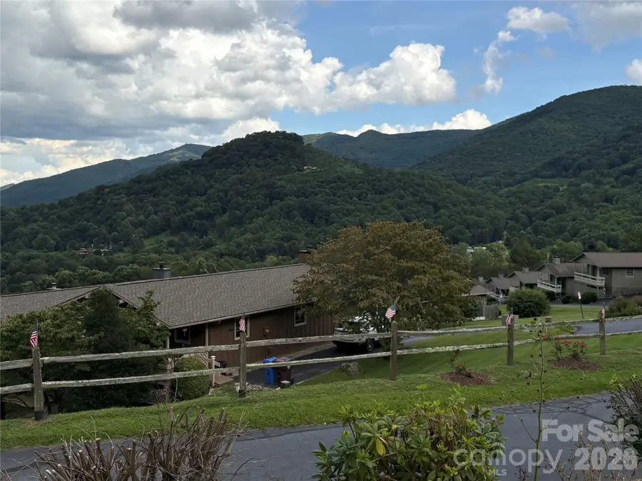 33 Flint Lane, Maggie Valley, NC 28751 - #3