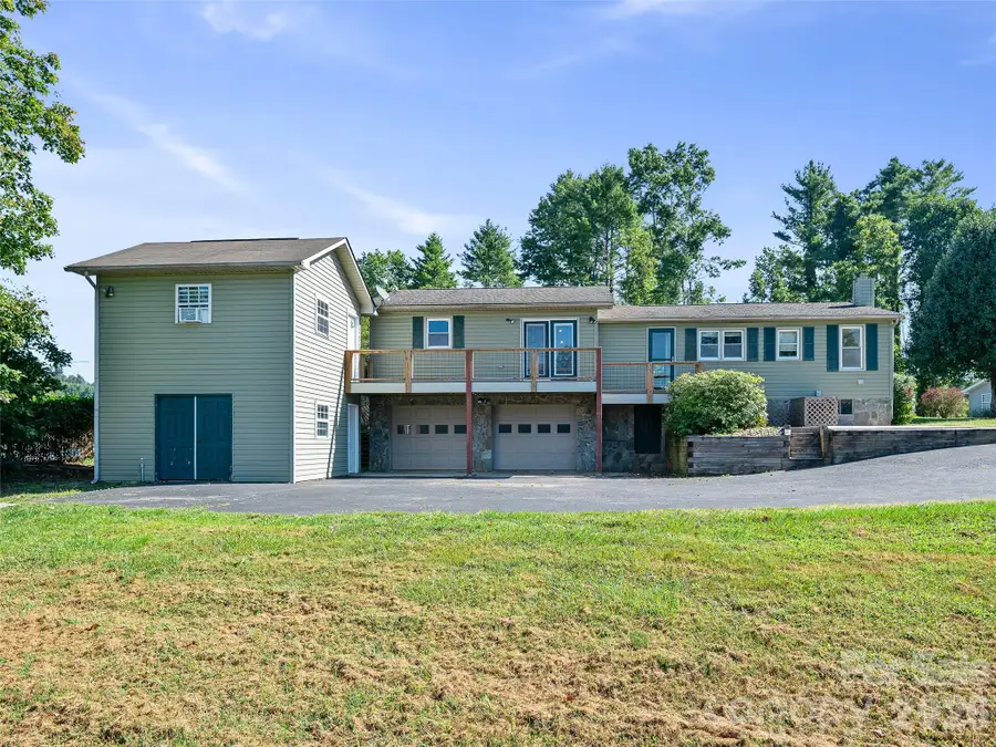102 Phillips Road, Spruce Pine, NC 28777 - #3