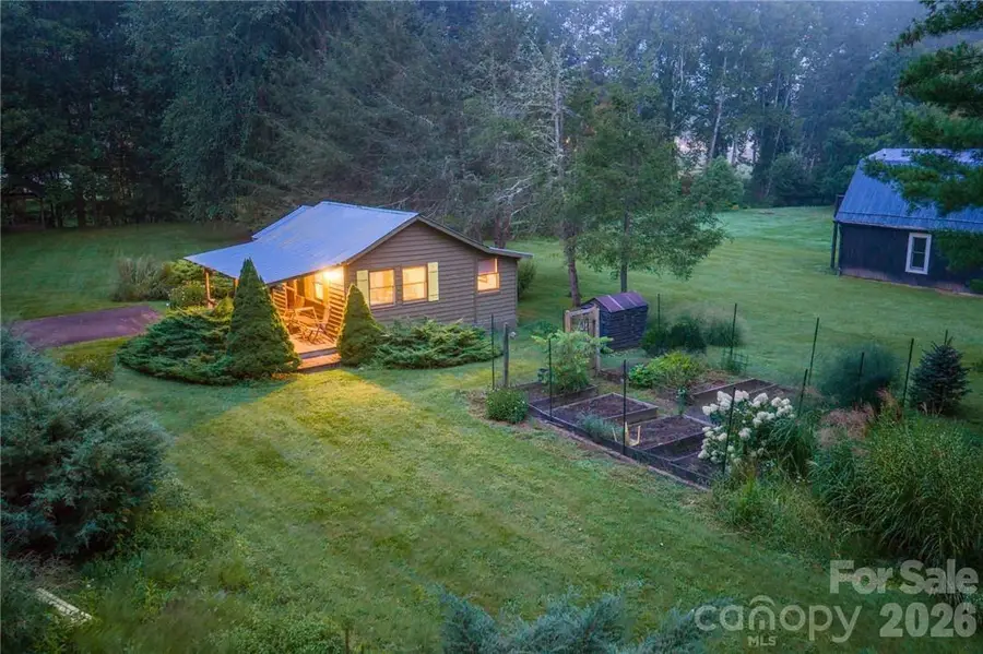 151 Red Tailed Hawk Road, Banner Elk, NC 28604 - #3
