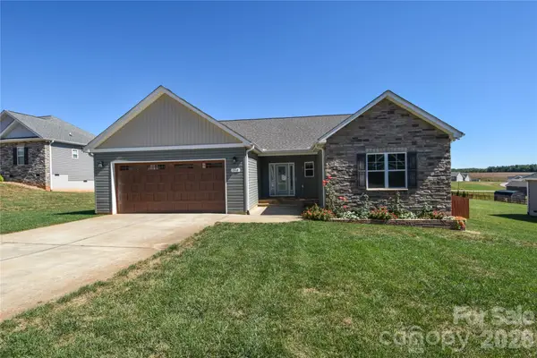 148 Greythorn Drive, Statesville, NC 28625