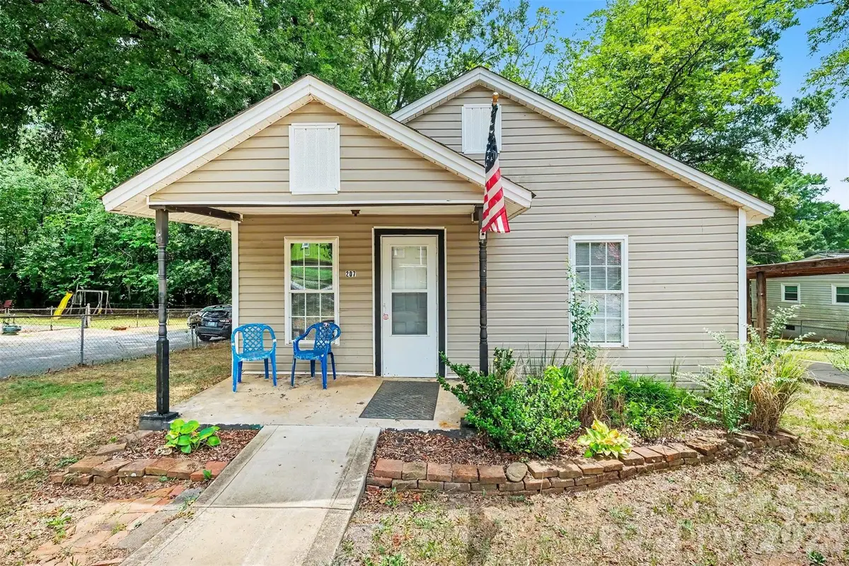 207 Morris Street, Kings Mountain, NC 28086 - #1