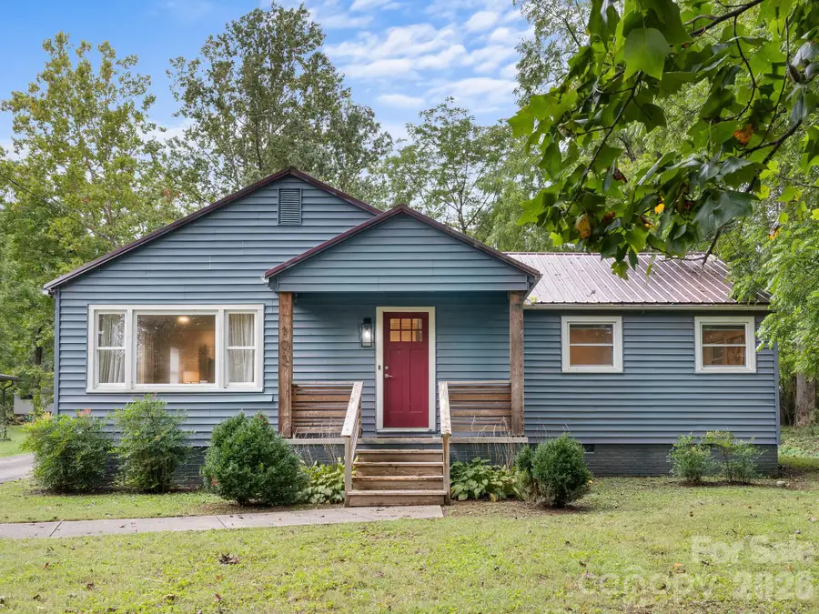 105 Robinson Avenue, Brevard, NC 28712 - #2