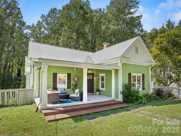 541 W Probart Street, Brevard, NC 28712