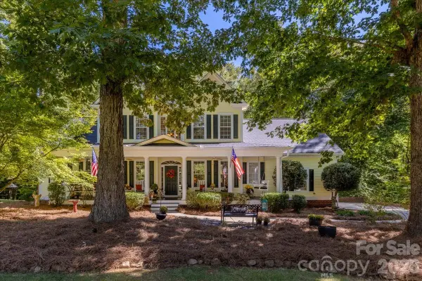 5817 Cross Point Court, Waxhaw, NC 28173