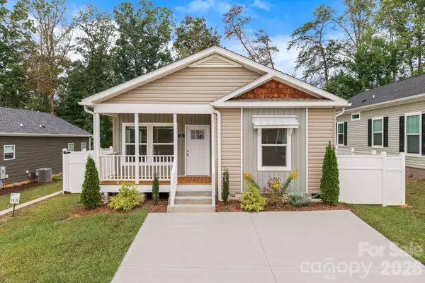 131 Bellamy Road, Asheville, NC 28806